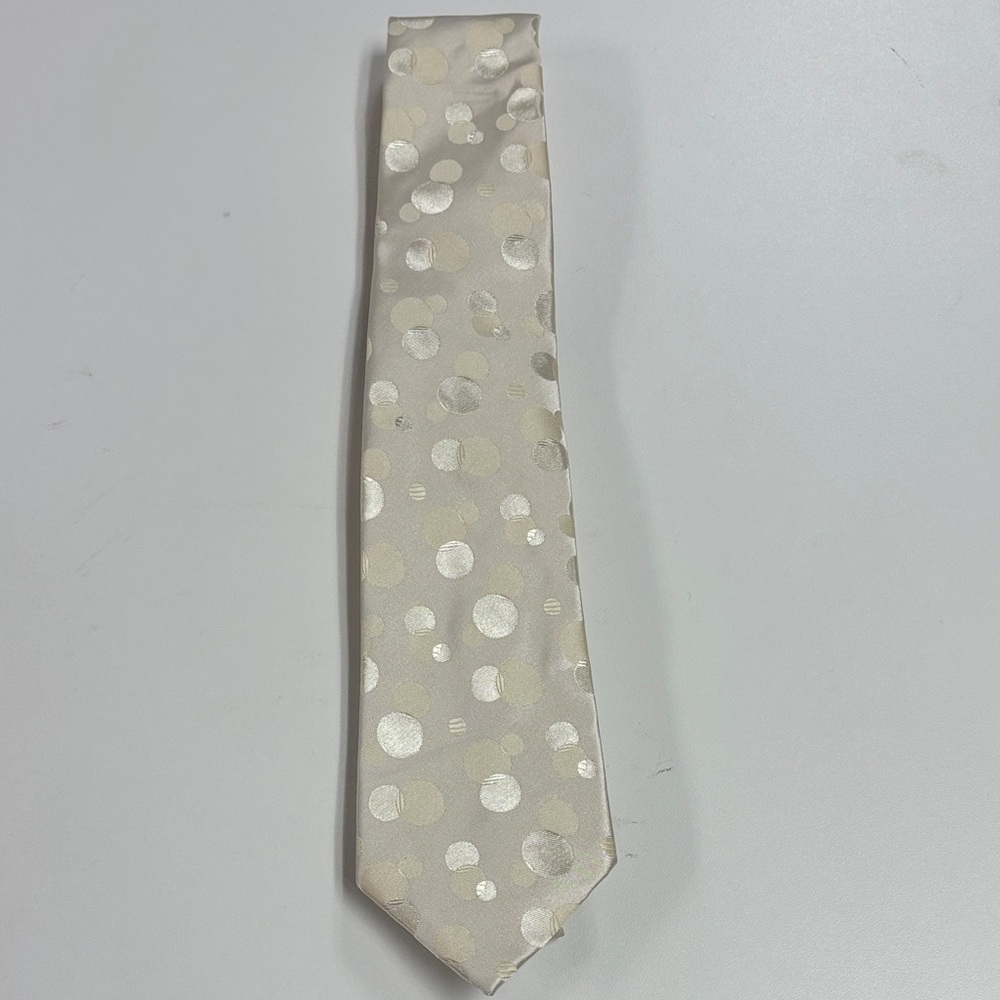 Elegant Cream Polka Dot Tie